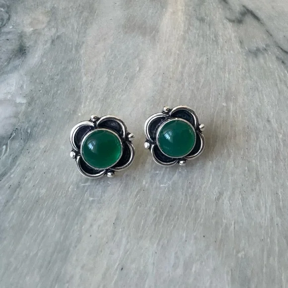 NWOT Sundance Forest of the Night Earrings, Green Onyx, Sterling Silver